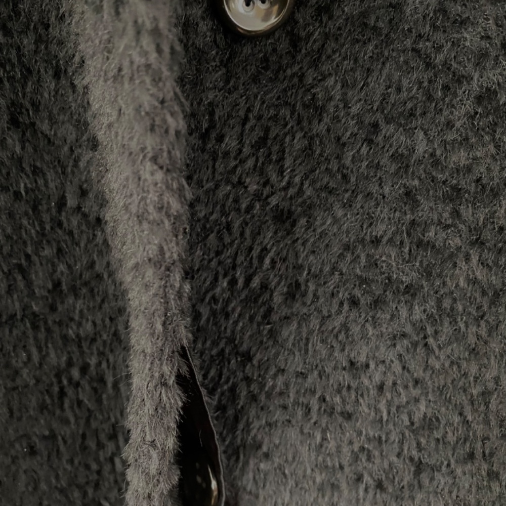 MAX MARA Luxurious Alpaca Faux Fur Coat - Picture 3 of 9